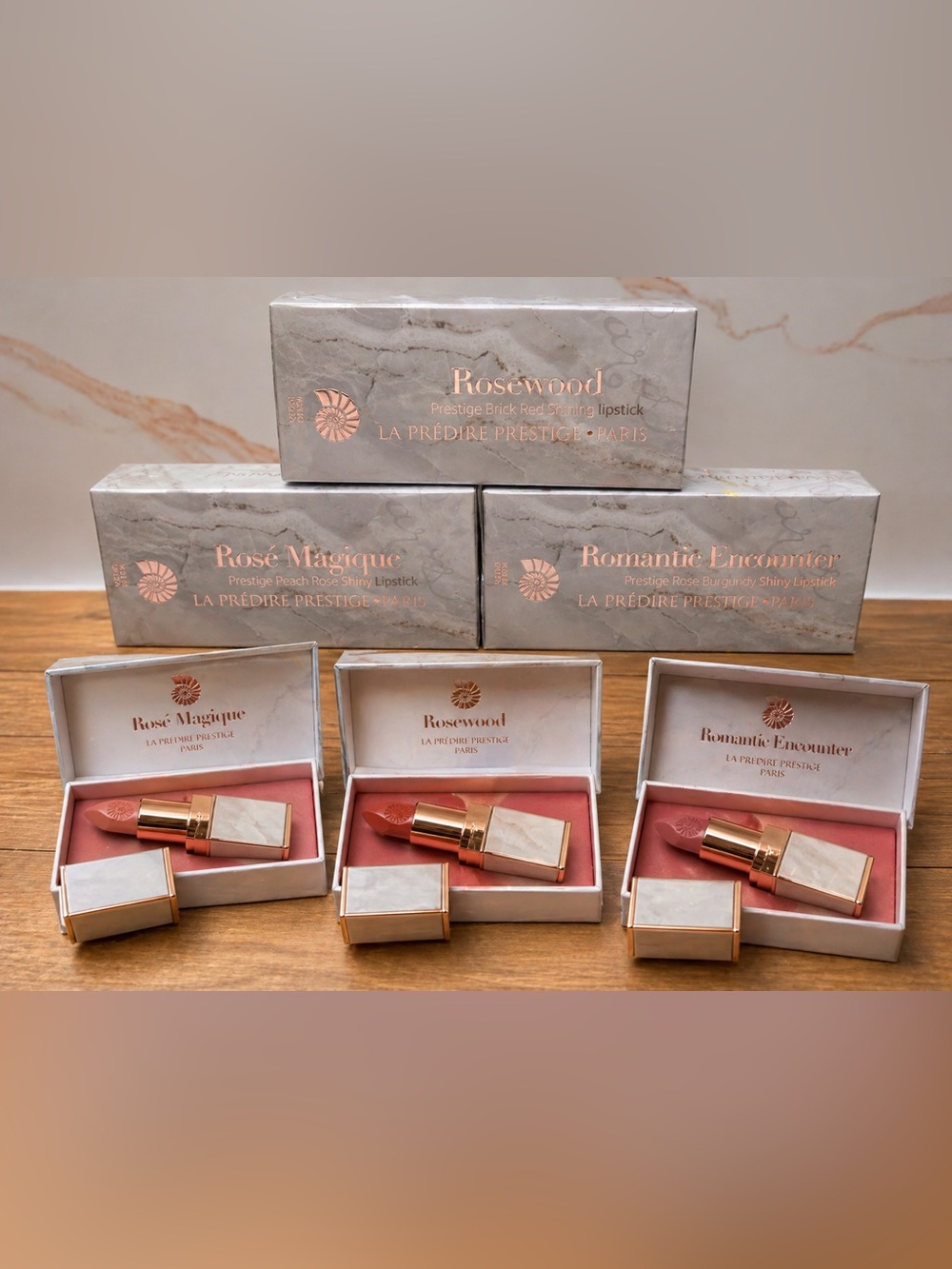 BUNDLE OF 3 La Prédire Prestige Lux Lipstick Rosewood, Magique & Encounter Shade